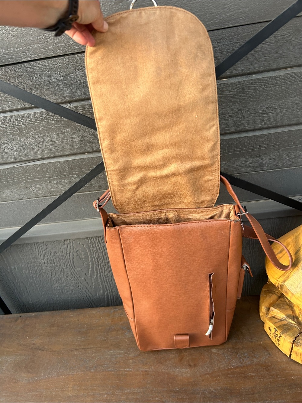 Primewear Women's Tan Leather 2 Wine Bottle Backpack with corkscrew - Picture 14 of 17